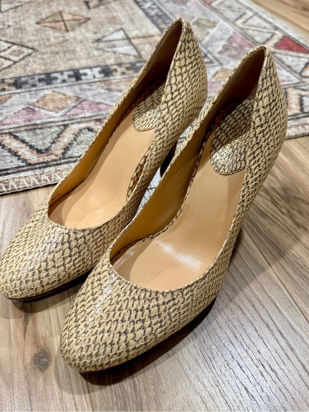 Cole Haan Snakeskin Heels (Nike Air) size 6